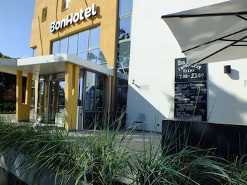 Bonhotel