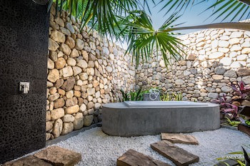 Samanea Beach Resort & Spa