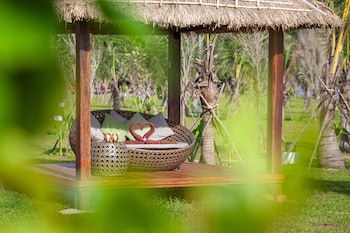 Samanea Beach Resort & Spa