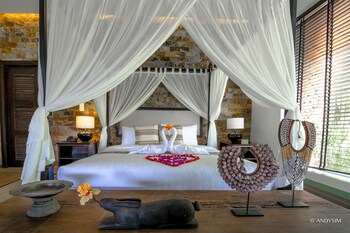 Samanea Beach Resort & Spa