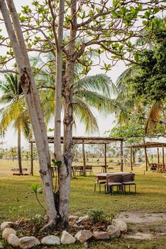 Samanea Beach Resort & Spa