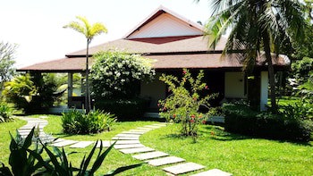 Samanea Beach Resort & Spa