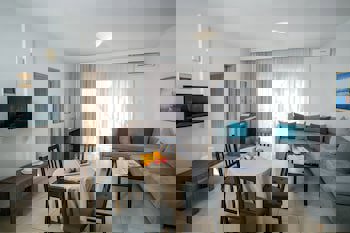 Crystallo Apartments