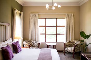 Bronte Hotel