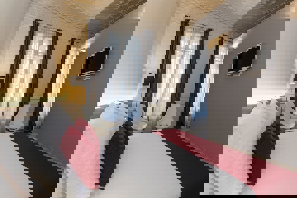 Izaila Plaza Catalunya