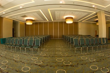 Holiday Inn Hotel & Suites Hermosillo Aeropuerto, An Ihg Hotel