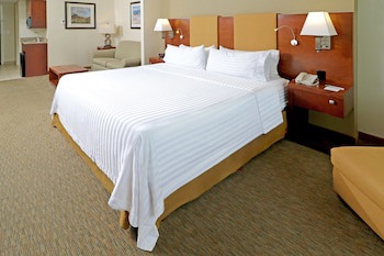 Holiday Inn Hotel & Suites Hermosillo Aeropuerto, An Ihg Hotel