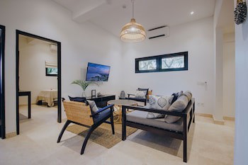 Batu Karang Lembongan Resort & Spa