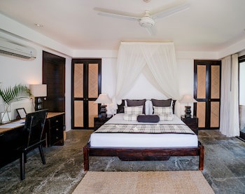 Batu Karang Lembongan Resort & Spa