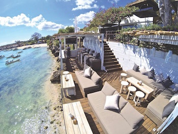 Batu Karang Lembongan Resort & Spa