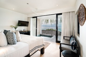 Batu Karang Lembongan Resort & Spa
