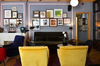 Browns Central Hotel