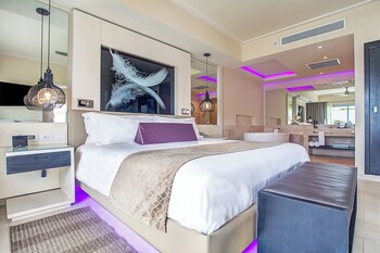 Royalton Chic Punta Cana, An Autograph Collection All-Inclusive Resort & Casino – Adults Only