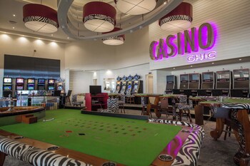 Royalton Chic Punta Cana, An Autograph Collection All-Inclusive Resort & Casino – Adults Only