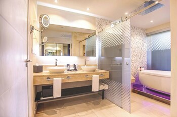 Royalton Chic Punta Cana, An Autograph Collection All-Inclusive Resort & Casino – Adults Only