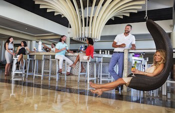 Royalton Chic Punta Cana, An Autograph Collection All-Inclusive Resort & Casino – Adults Only