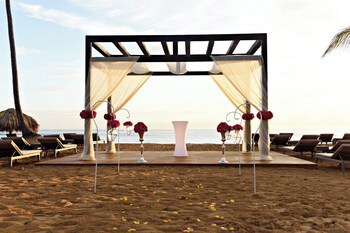 Royalton Chic Punta Cana, An Autograph Collection All-Inclusive Resort & Casino – Adults Only