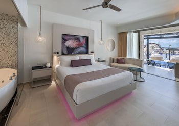 Royalton Chic Punta Cana, An Autograph Collection All-Inclusive Resort & Casino – Adults Only