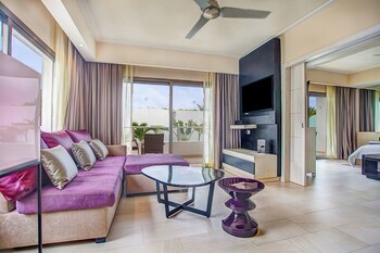 Royalton Chic Punta Cana, An Autograph Collection All-Inclusive Resort & Casino – Adults Only