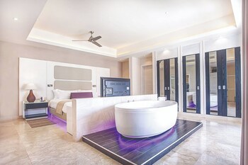 Royalton Chic Punta Cana, An Autograph Collection All-Inclusive Resort & Casino – Adults Only