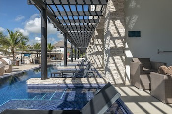 Royalton Chic Punta Cana, An Autograph Collection All-Inclusive Resort & Casino – Adults Only