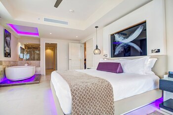 Royalton Chic Punta Cana, An Autograph Collection All-Inclusive Resort & Casino – Adults Only