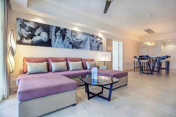 Royalton Chic Punta Cana, An Autograph Collection All-Inclusive Resort & Casino – Adults Only