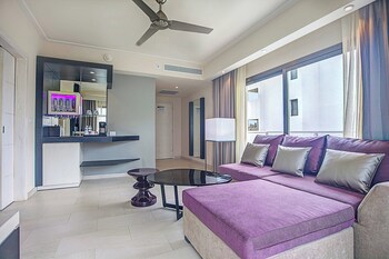 Royalton Chic Punta Cana, An Autograph Collection All-Inclusive Resort & Casino – Adults Only