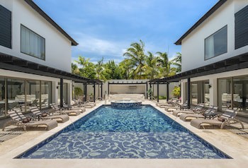 Royalton Chic Punta Cana, An Autograph Collection All-Inclusive Resort & Casino – Adults Only