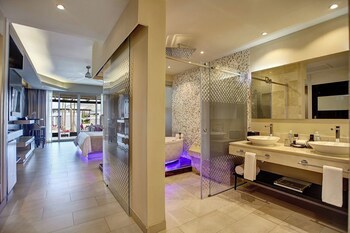 Royalton Chic Punta Cana, An Autograph Collection All-Inclusive Resort & Casino – Adults Only