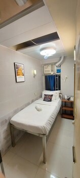 Apple Hostel
