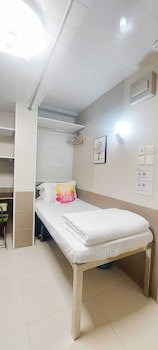 Apple Hostel