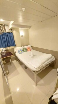Apple Hostel