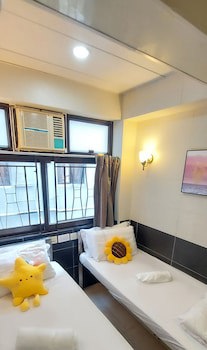 Apple Hostel
