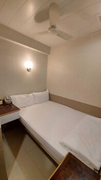 Apple Hostel