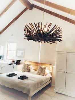 Kleinzee Oceanfront Guesthouse