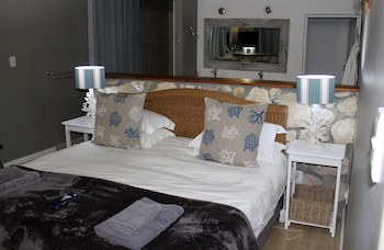 Kleinzee Oceanfront Guesthouse