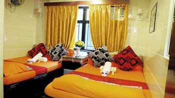 Day And Night Hotel - Hostel