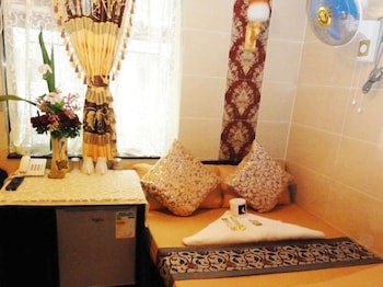 Day And Night Hotel - Hostel