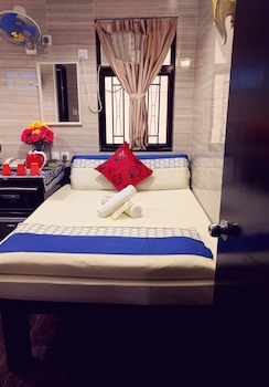 Day And Night Hotel - Hostel