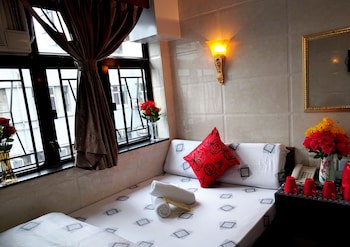 Day And Night Hotel - Hostel