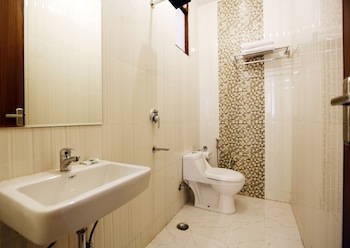 Airport Hotel Chanakya