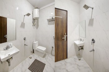Airport Hotel Chanakya