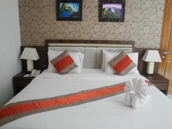 Hotel On The Rock