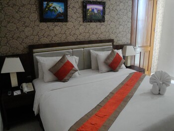 Hotel On The Rock