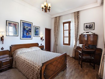 Grand Hotel Villa De France