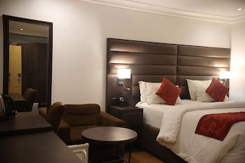 Bolton White Hotel