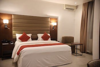 Bolton White Hotel