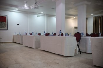 Bolton White Hotel