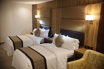 Bolton White Hotel